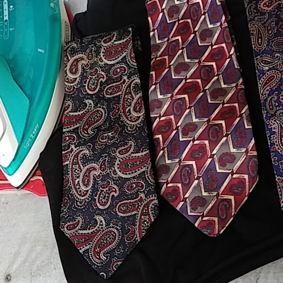 10 ties 2 free ties yellow,white - Picture 3 of 6